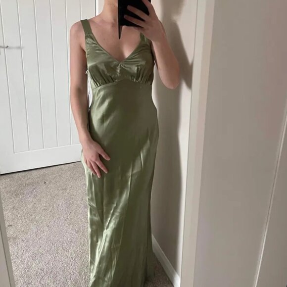 BEST Reformation Daytona Midi Dress Medium Artichoke Green Wedding Silk Slip - Picture 3 of 10